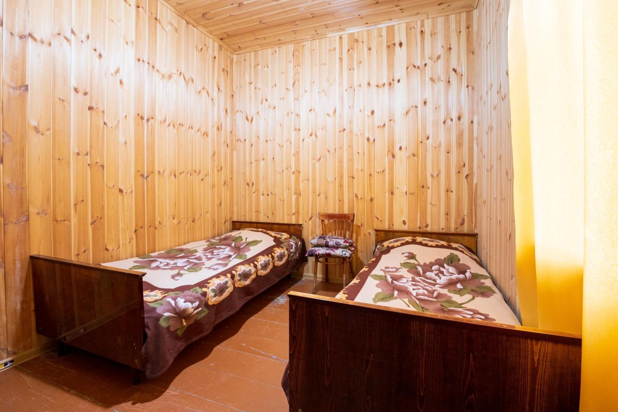 Guesthouse Svani Usguli Kültér fotó